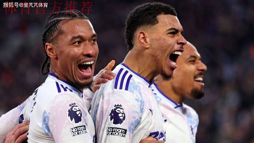 不止埃梅里!维拉能给阿森纳“上压力”,也靠23岁新星爆发 不止埃梅里!维拉能给阿森纳“上压力”,也靠23岁新星爆发